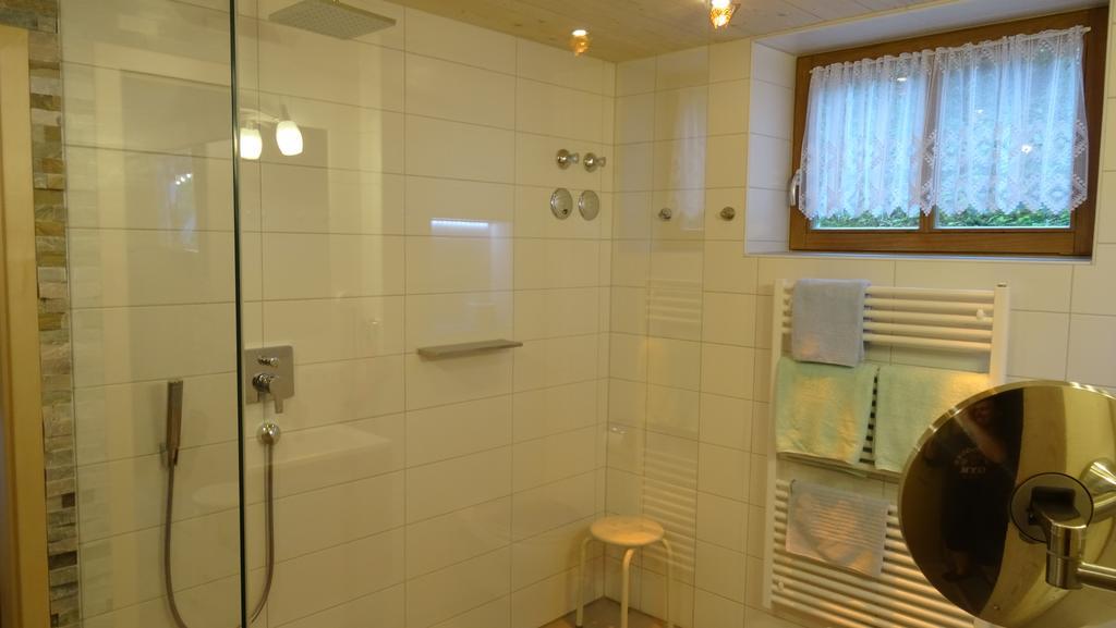 Gaestehaus Guggomos "Das Allgaeustyle" Fussen Luaran gambar